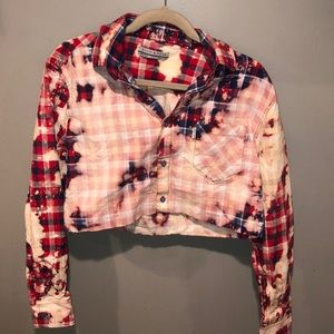 bleached & cropped button down long sleeve❤️